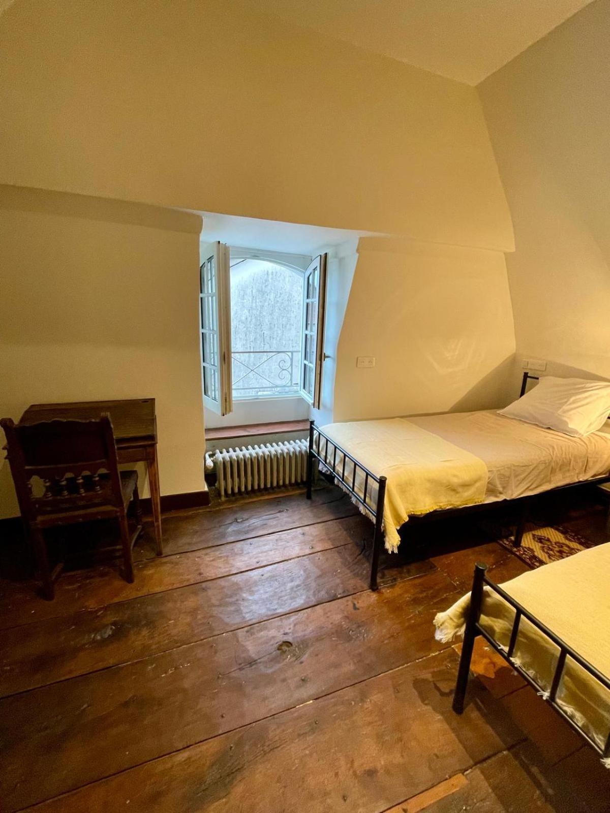 Jardin Des Remparts Bed and Breakfast Orthez Exteriör bild
