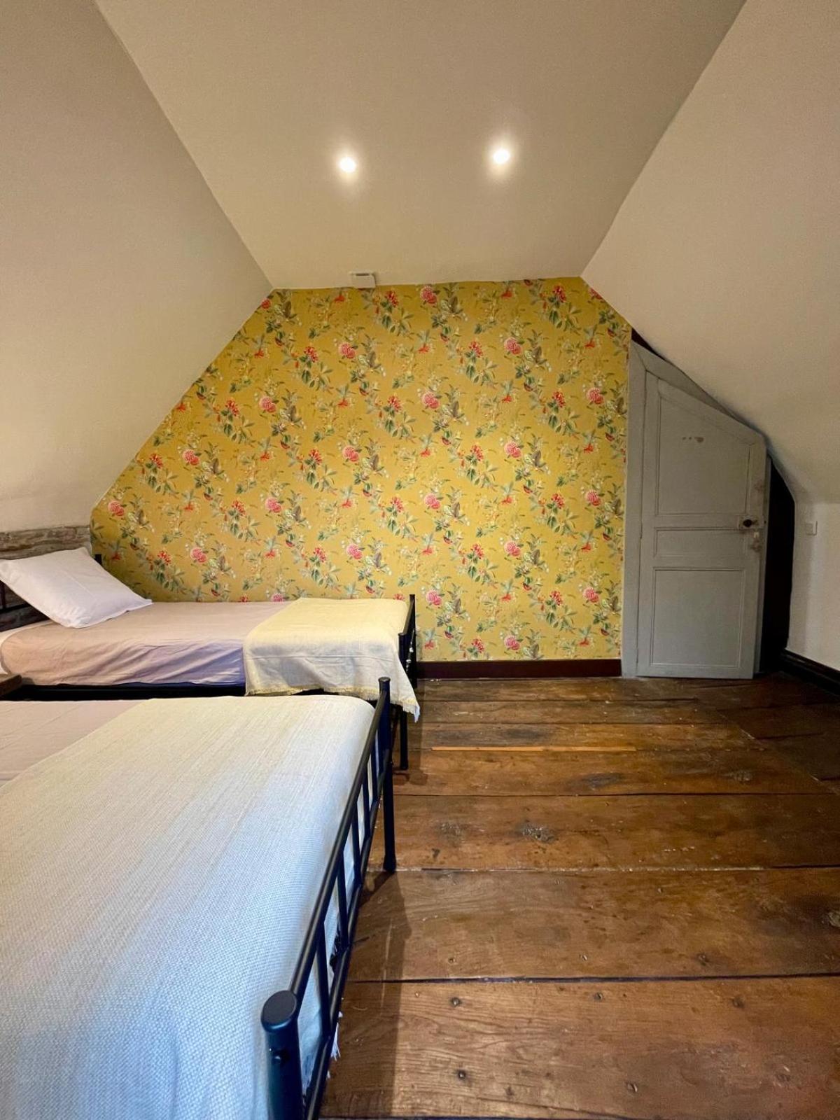 Jardin Des Remparts Bed and Breakfast Orthez Exteriör bild