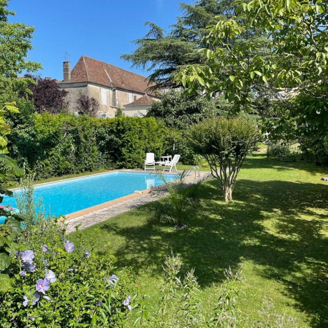 Jardin Des Remparts Bed and Breakfast Orthez Exteriör bild