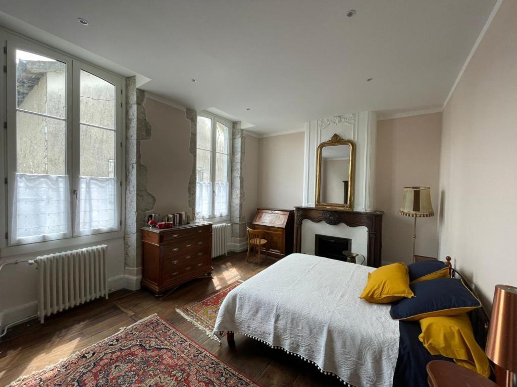 Jardin Des Remparts Bed and Breakfast Orthez Exteriör bild
