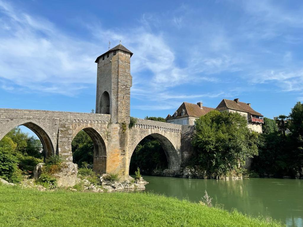 Jardin Des Remparts Bed and Breakfast Orthez Exteriör bild